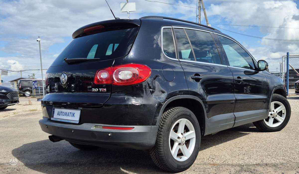 Volkswagen Tiguan - 3