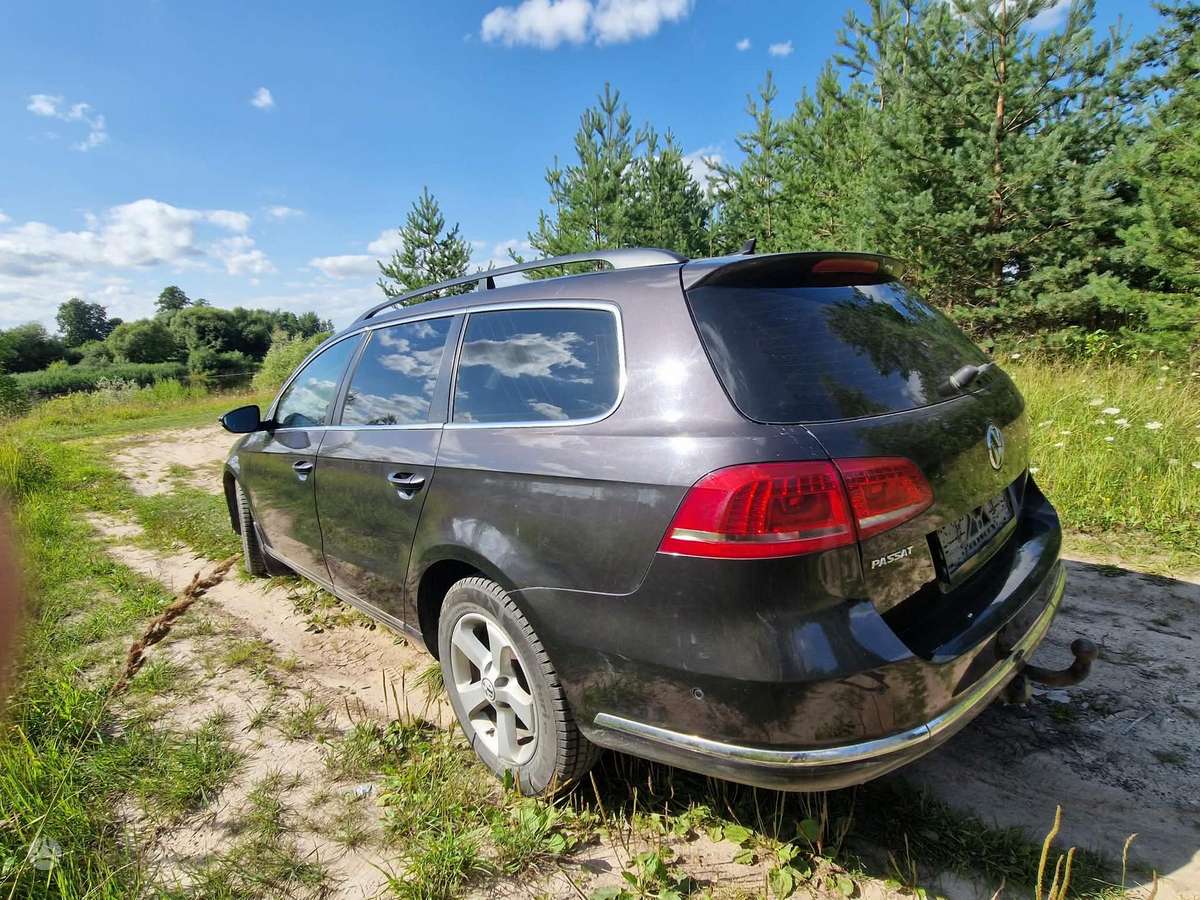 Volkswagen Passat, 2.0 l., Универсал