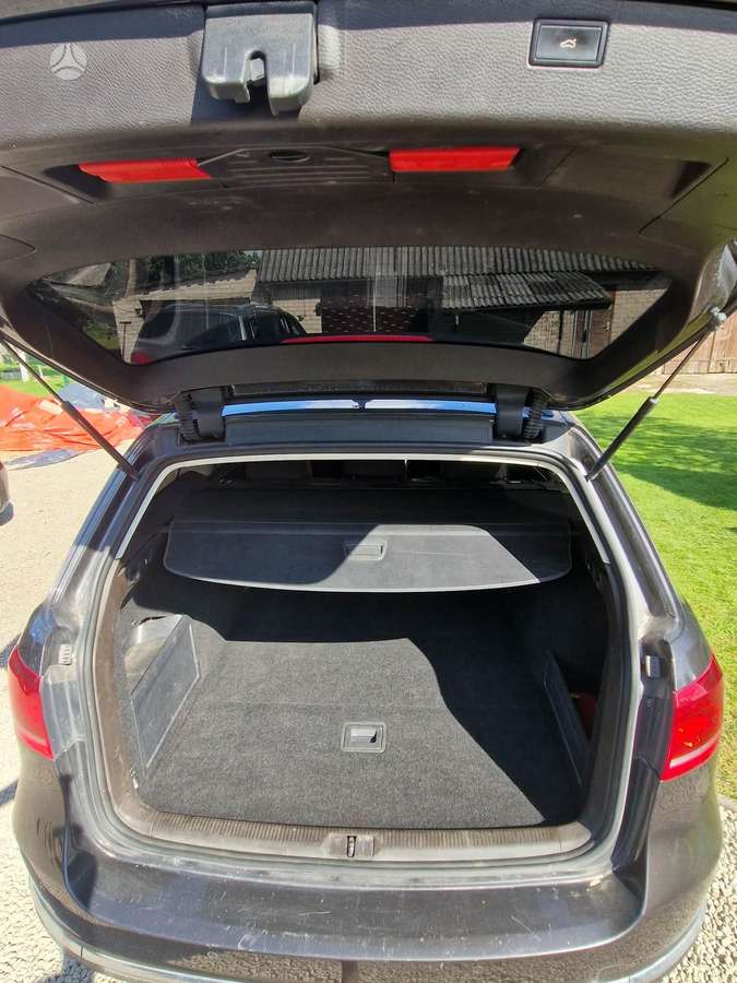 Volkswagen Passat, 2.0 l., Универсал