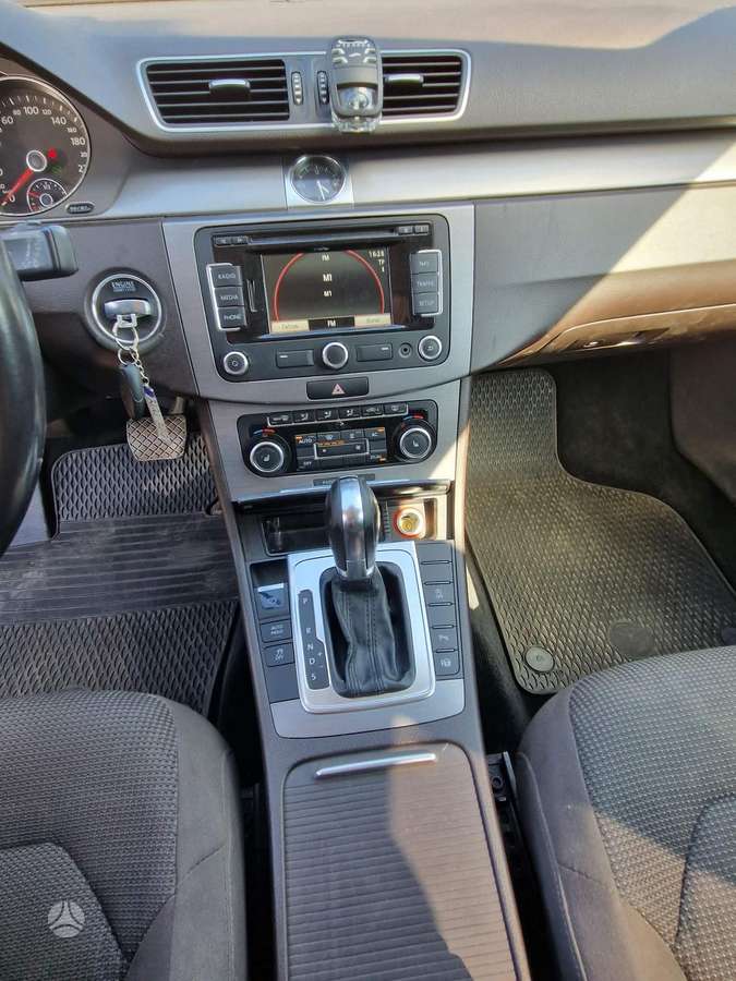 Volkswagen Passat, 2.0 l., Универсал