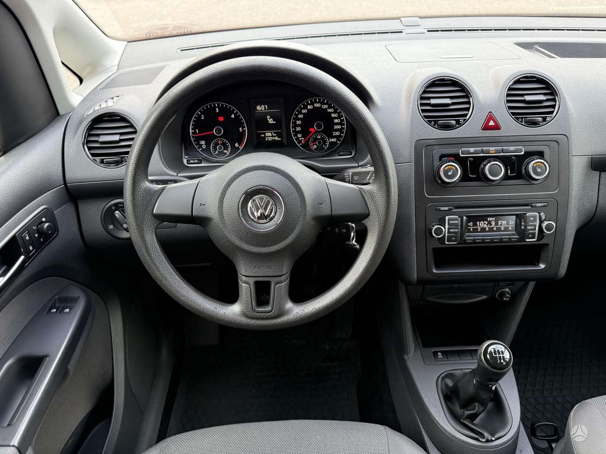 Volkswagen Caddy - 10