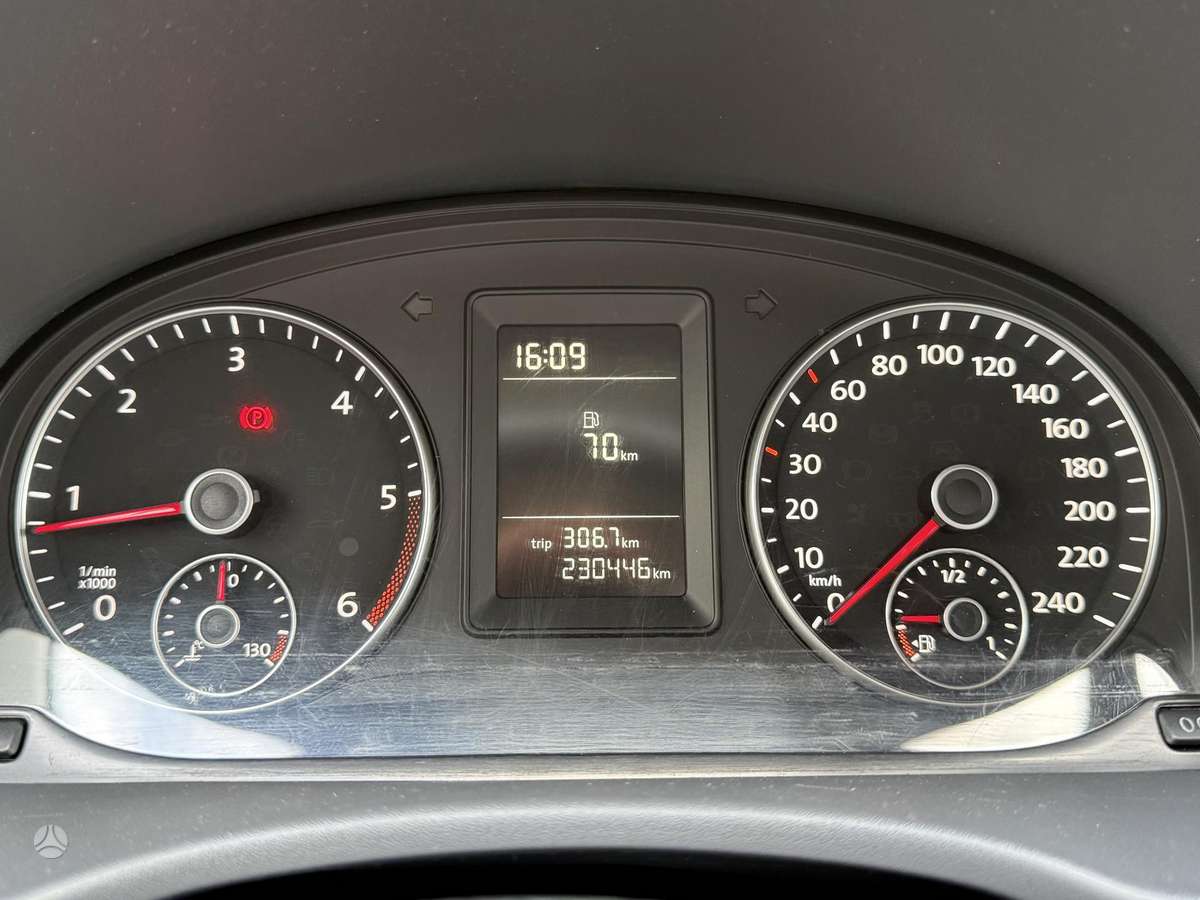 Volkswagen Caddy - 12