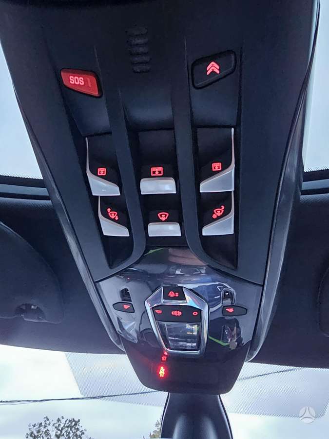 Citroen DS5, 2.0 l., Хэтчбек