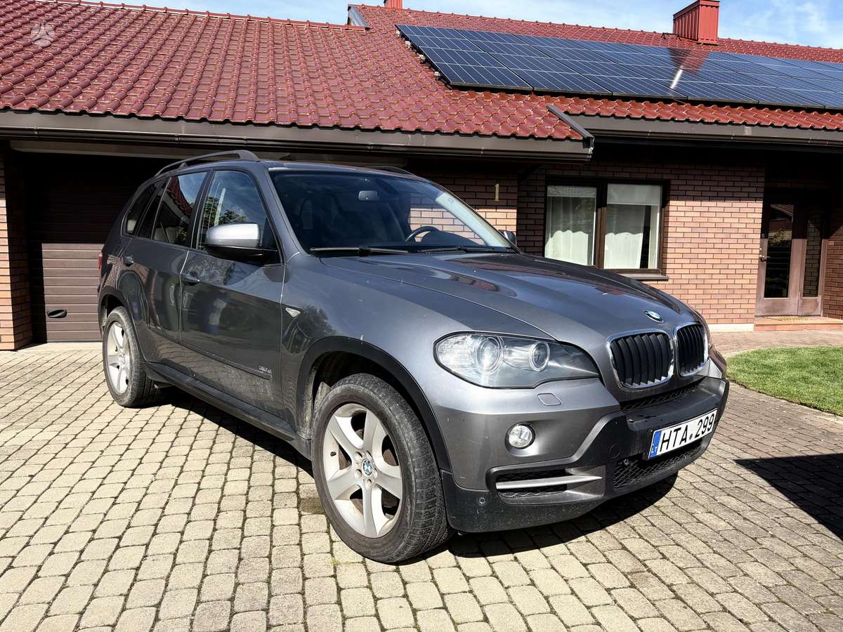BMW X5, 3.0 l., Минивэн