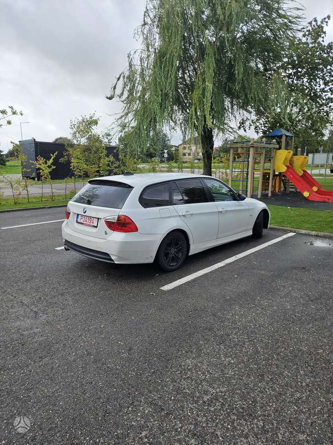 BMW 320, 2.0 l., universalas