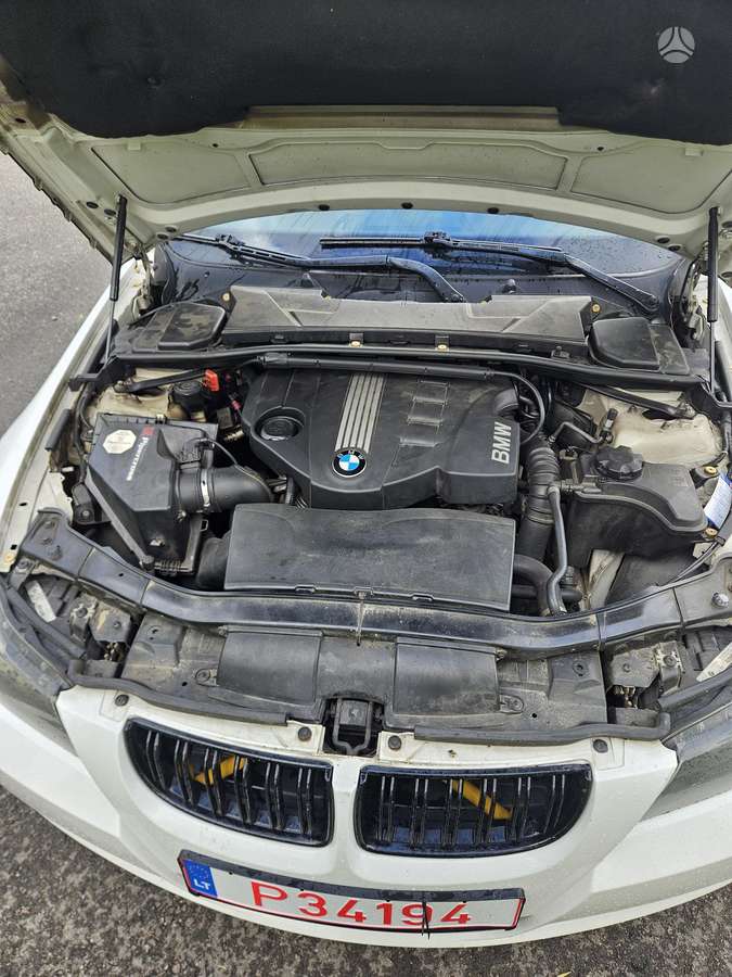 BMW 320, 2.0 l., universalas