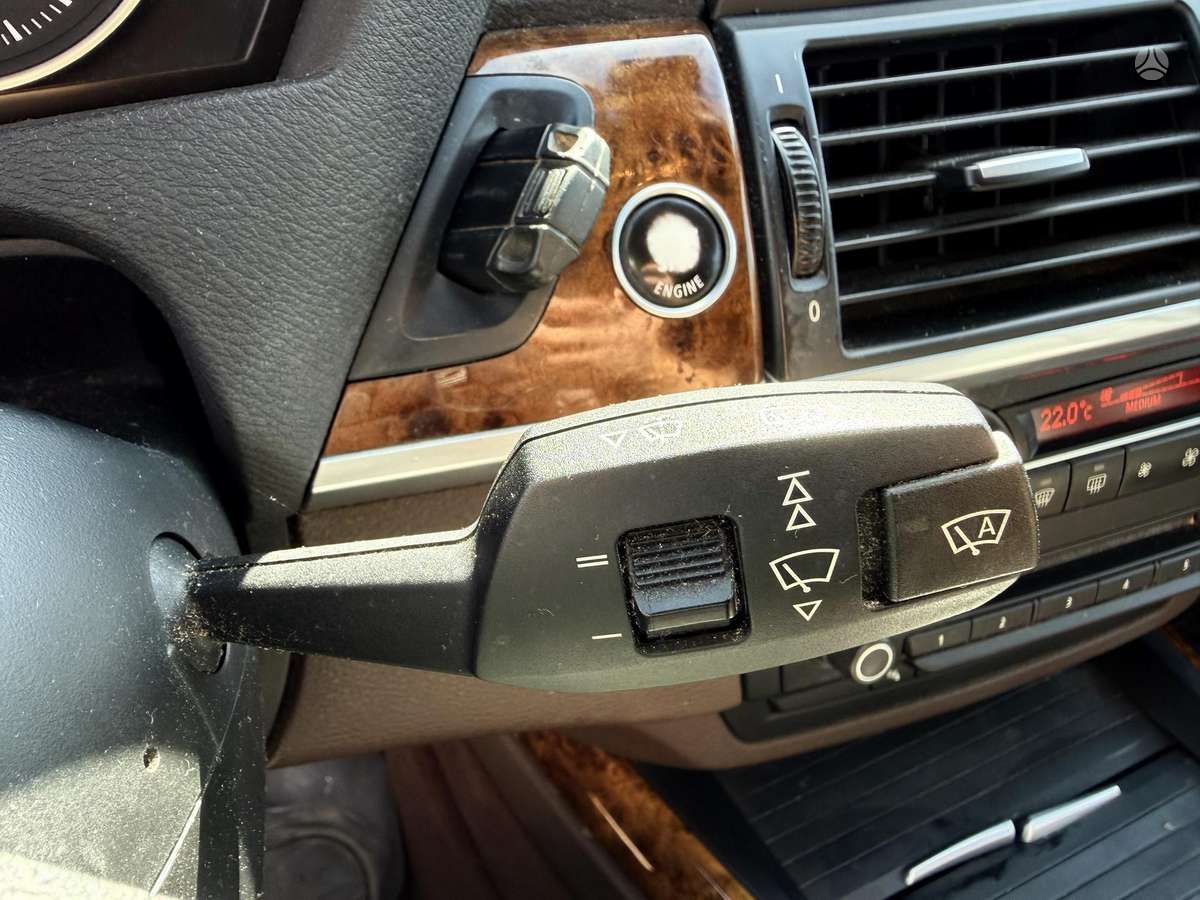 BMW X5, 3.0 l., Минивэн