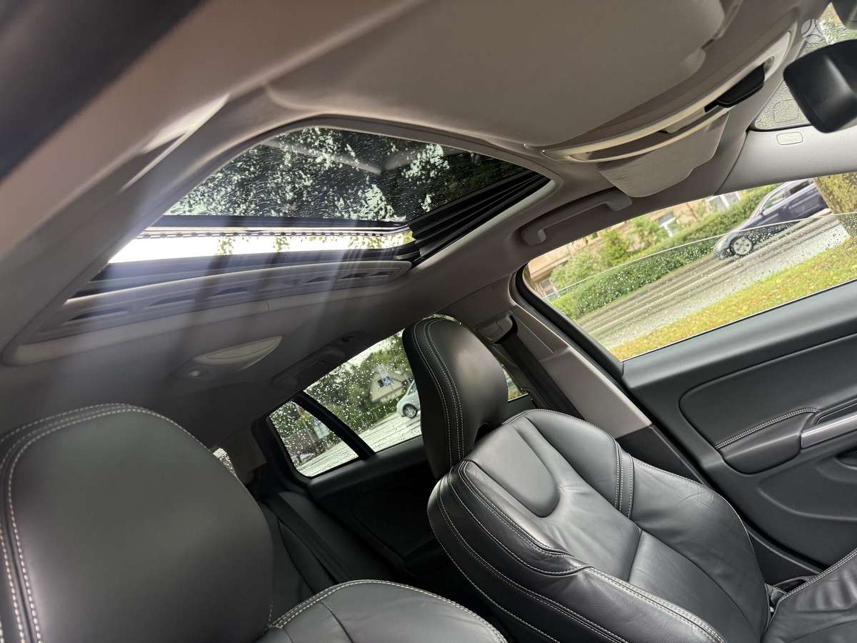 Volvo V60, 2.0 l., Универсал