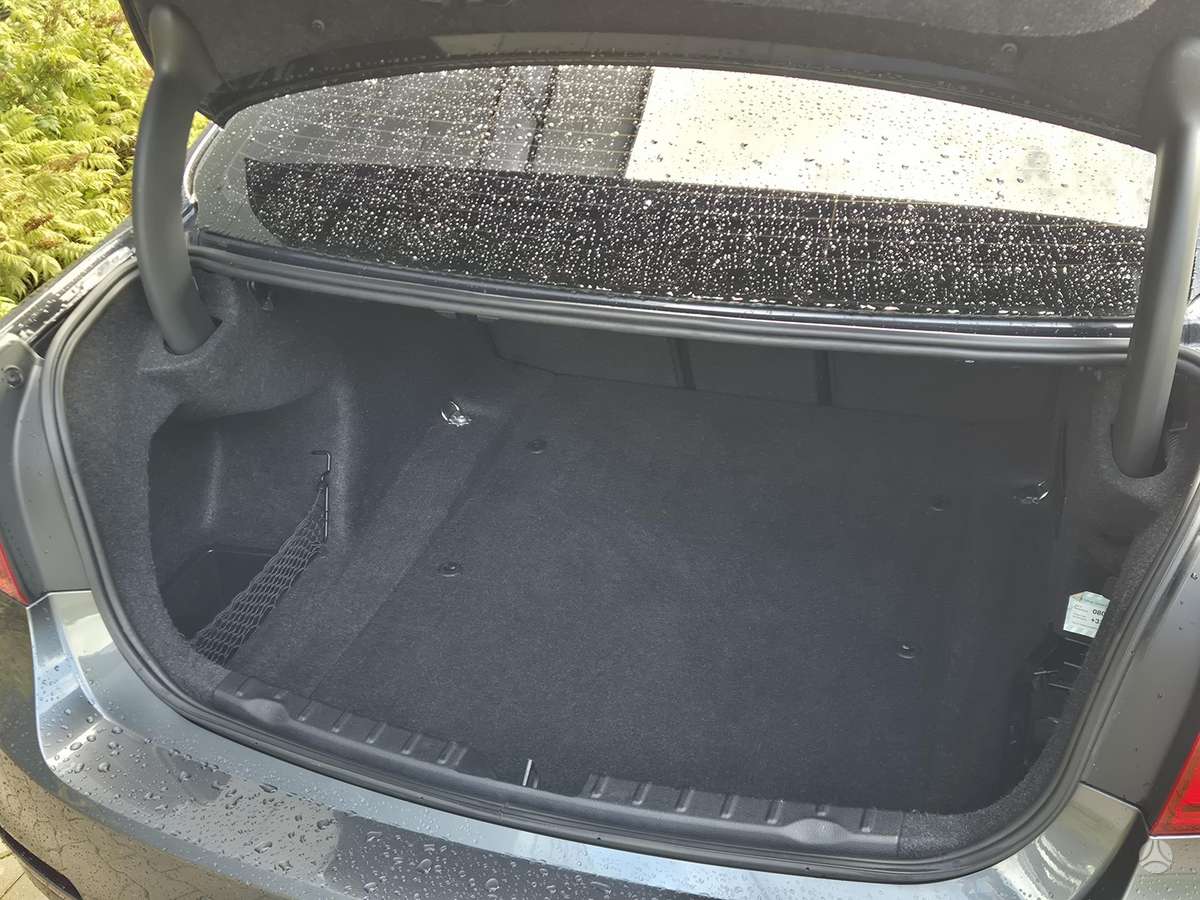 BMW 320, 2.0 l., sedanas