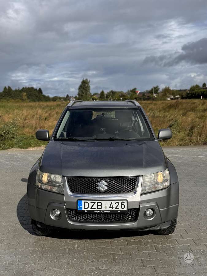 Suzuki Grand Vitara - 2
