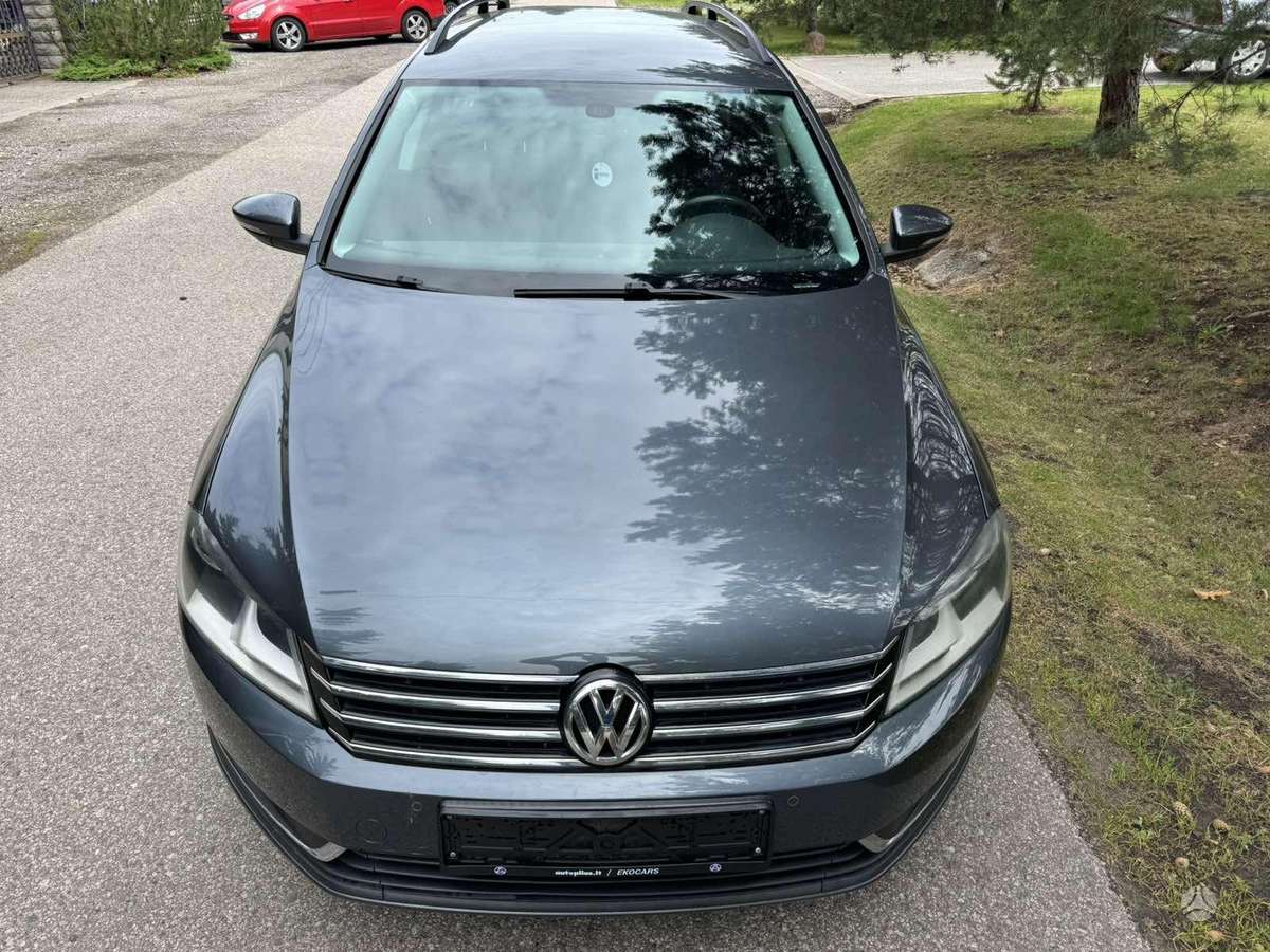 Volkswagen Passat - 2