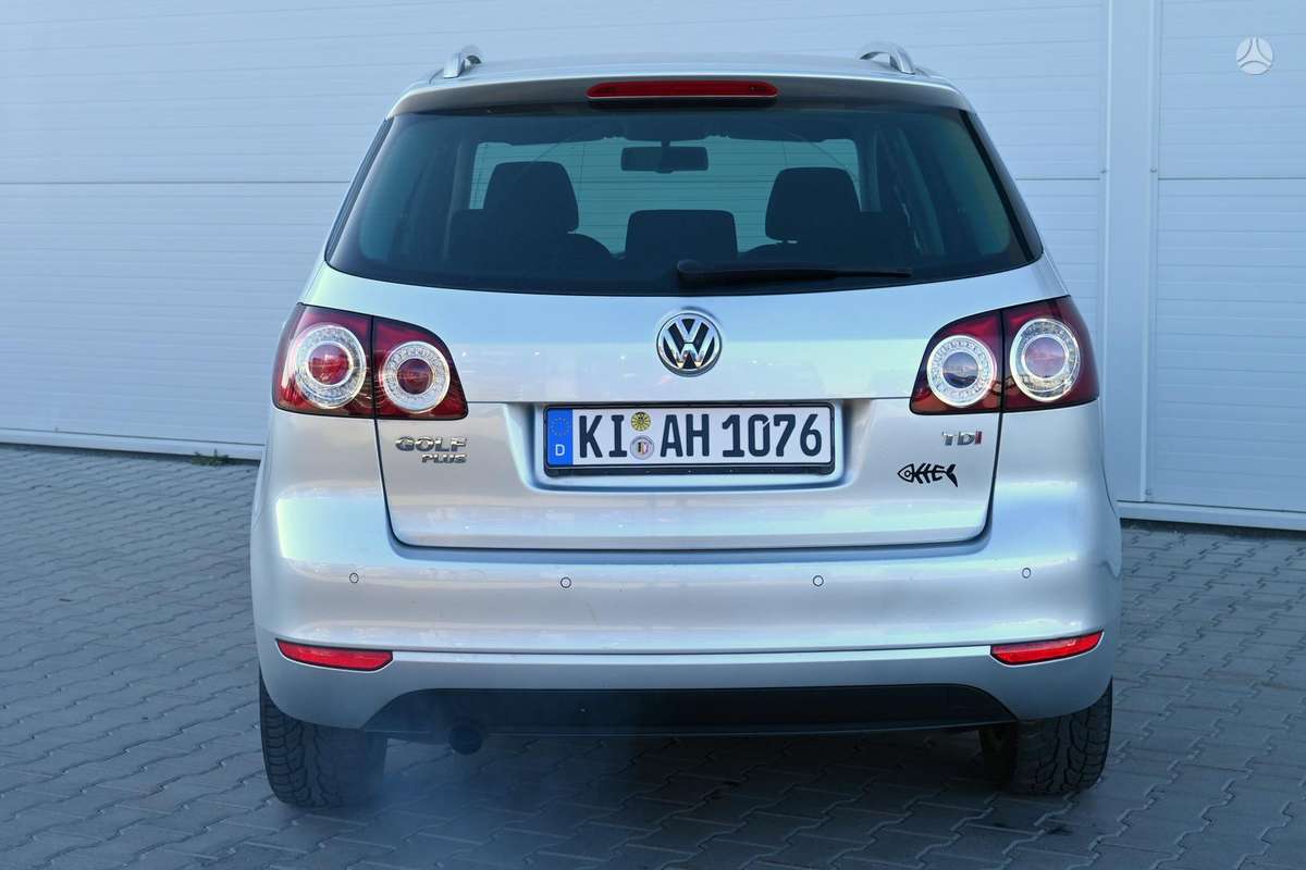 Volkswagen Golf 2010 — photo 8