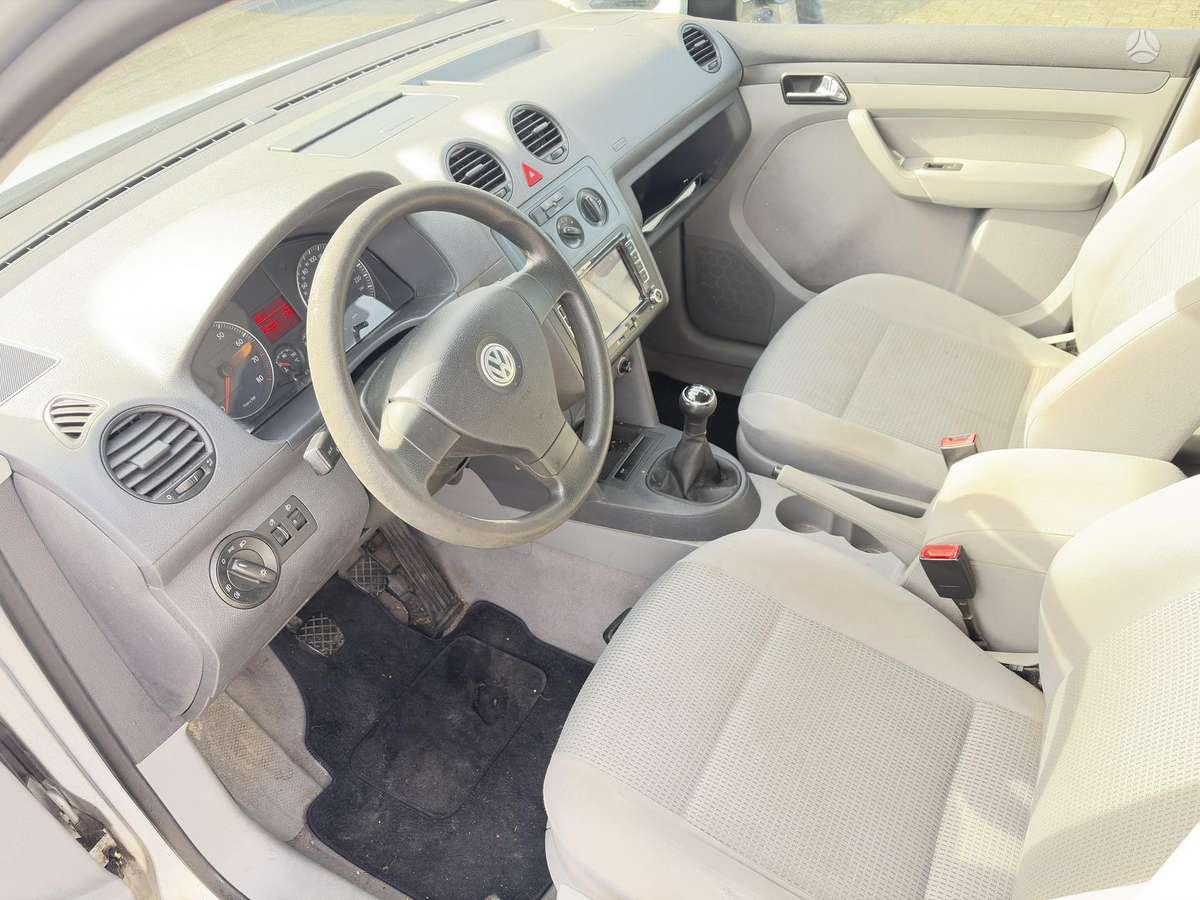 Volkswagen Caddy - 11