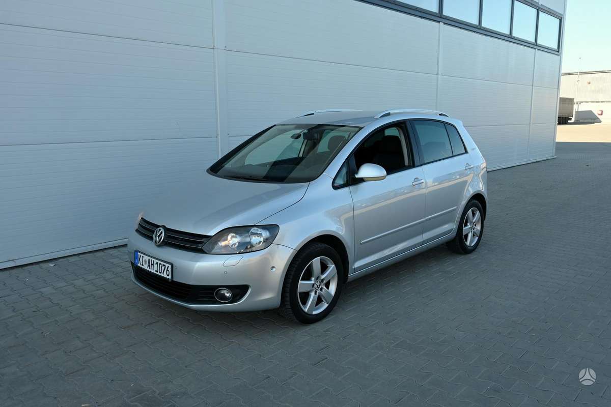Volkswagen Golf 2010 — photo 12
