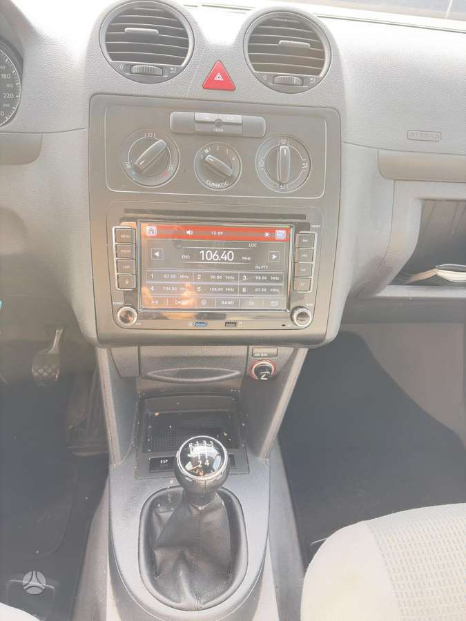 Volkswagen Caddy - 12