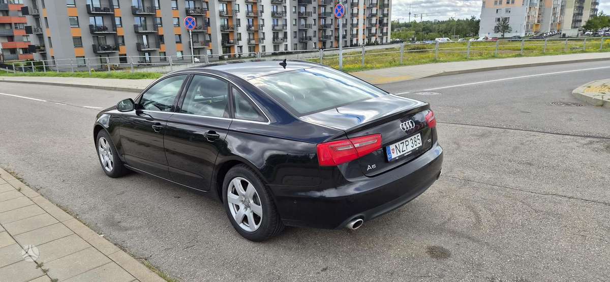 Audi A6, 3.0 l., Седан