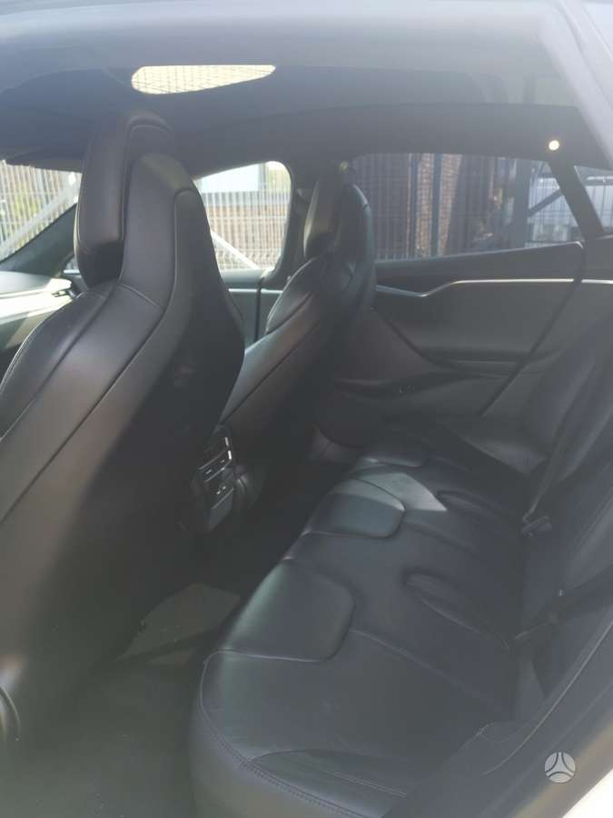 Tesla Model S, 75 кВт·ч, Седан