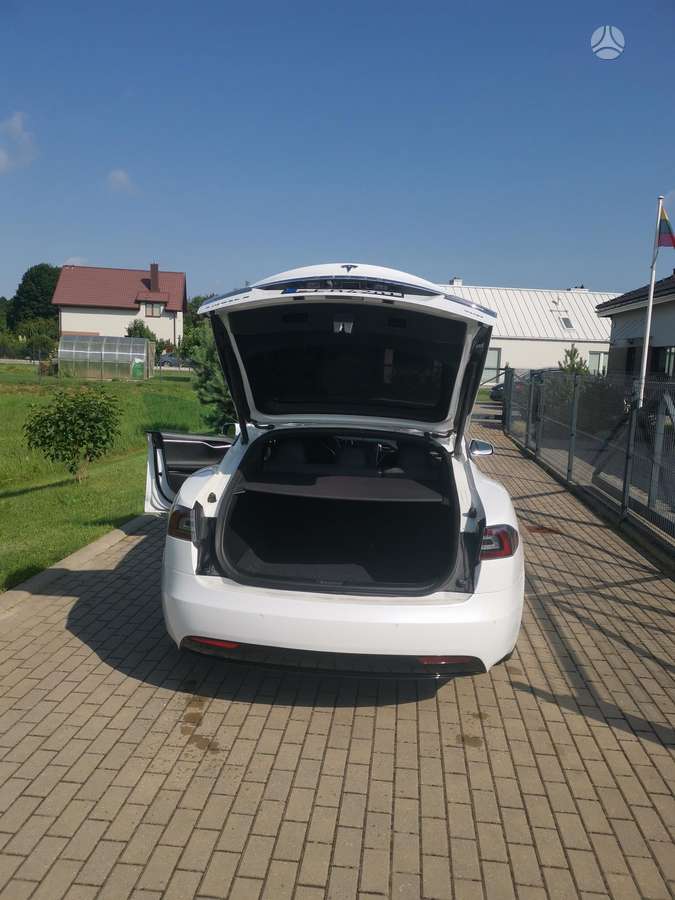 Tesla Model S, 75 кВт·ч, Седан