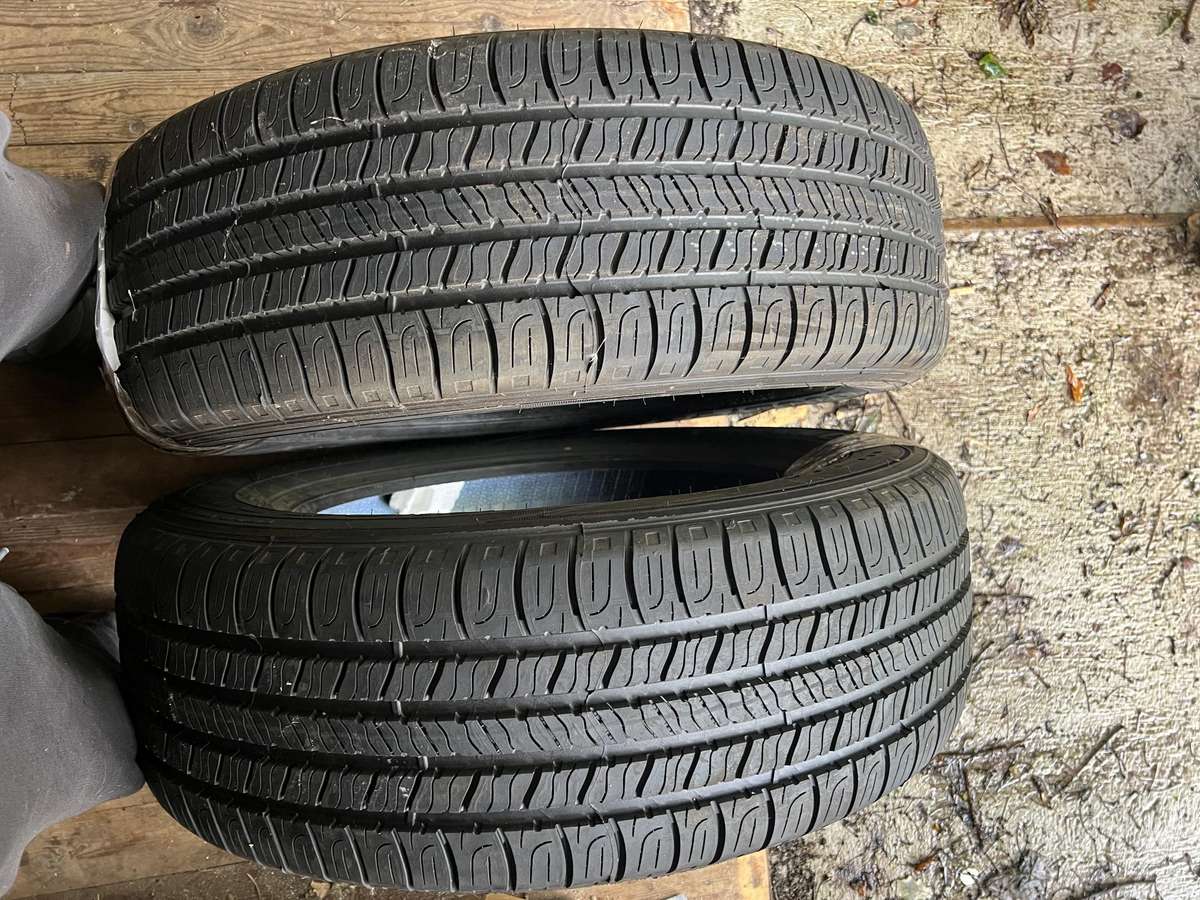 Goodyear Assurance, всесезонные 235/60 R18