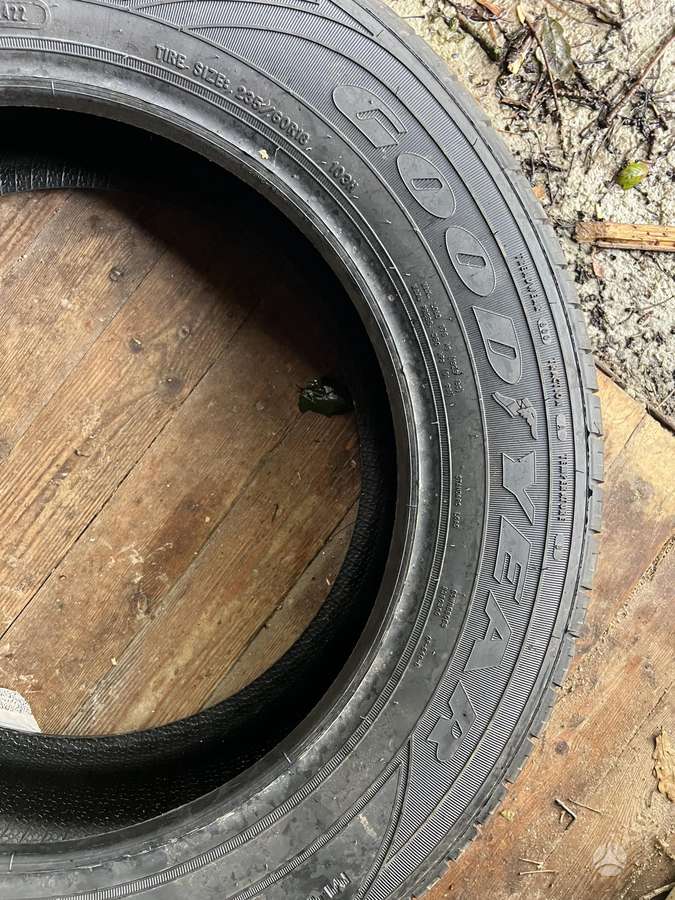 Goodyear Assurance, всесезонные 235/60 R18
