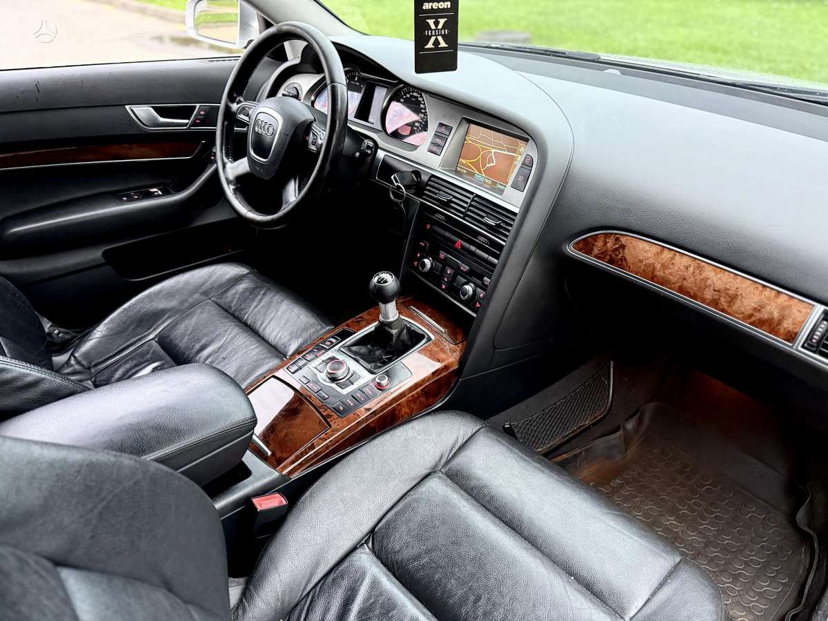 Audi A6, 2.0 l., Седан