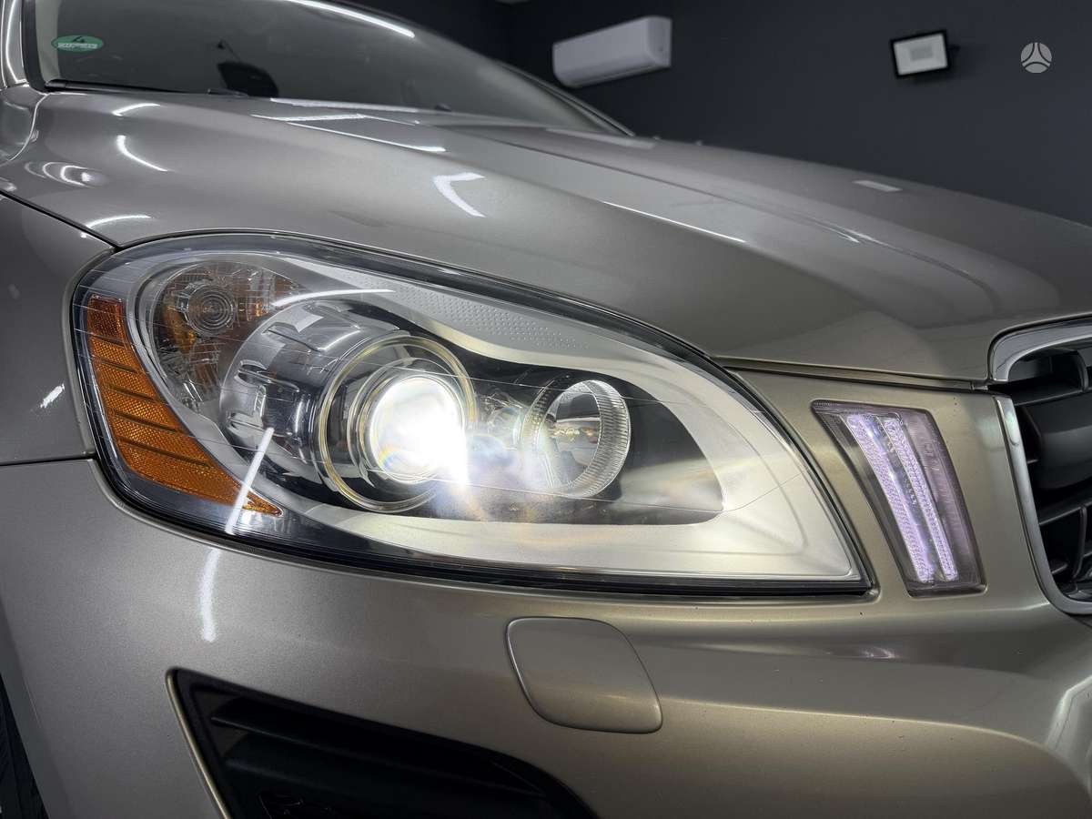 Volvo XC60 - 10