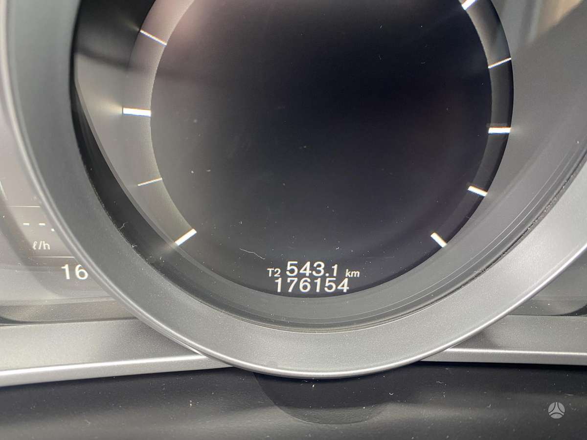 Volvo V40, 2.0 l., hatchback