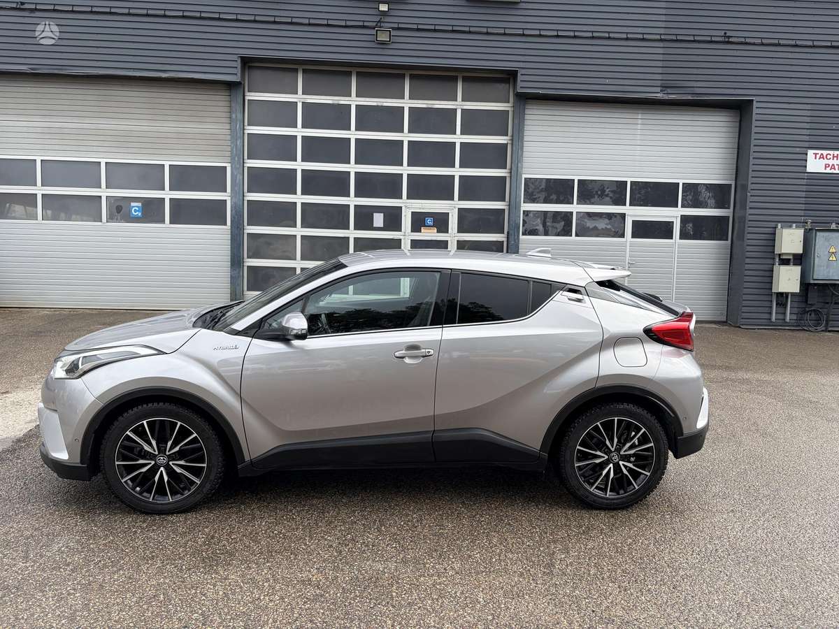 Toyota C-HR - 3