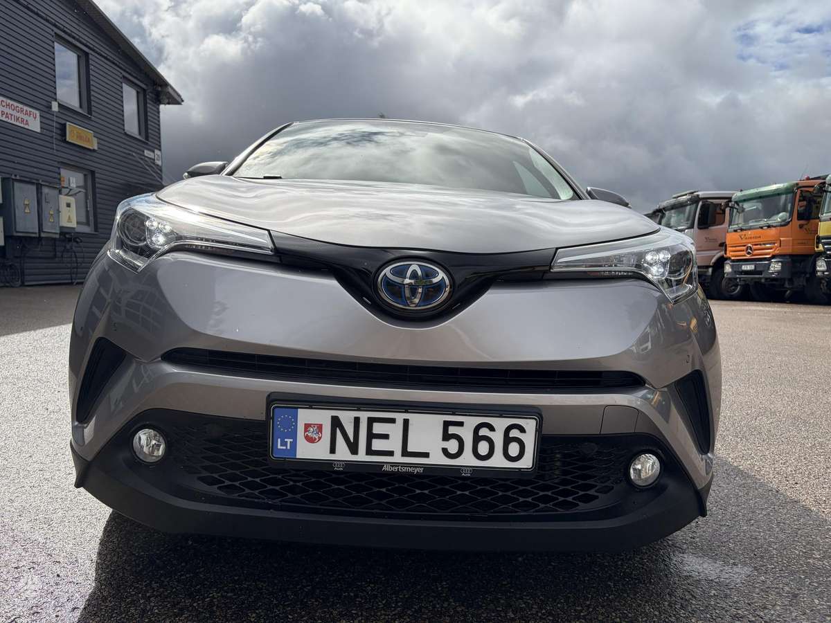 Toyota C-HR - 5