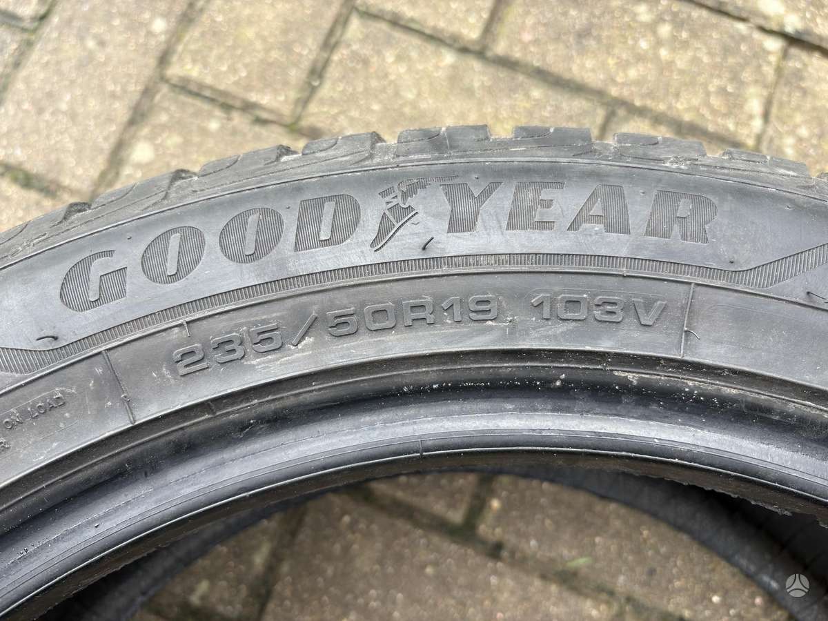 Goodyear UltraGrip Performance+, зимние 235/50 R19