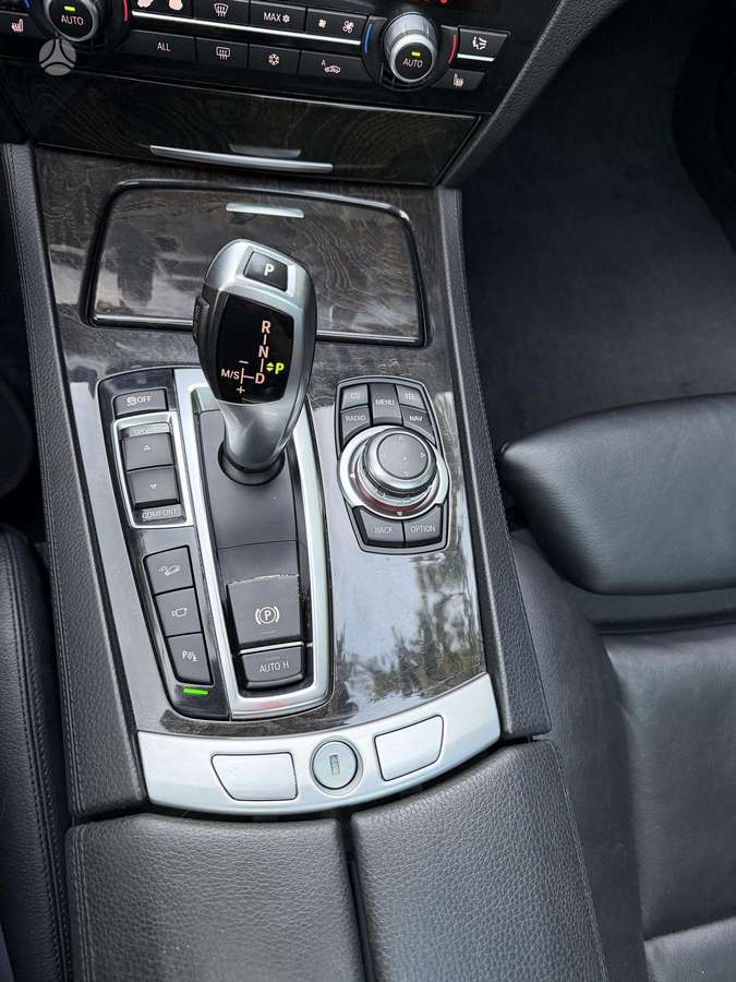 BMW 740, 3.0 l., Седан