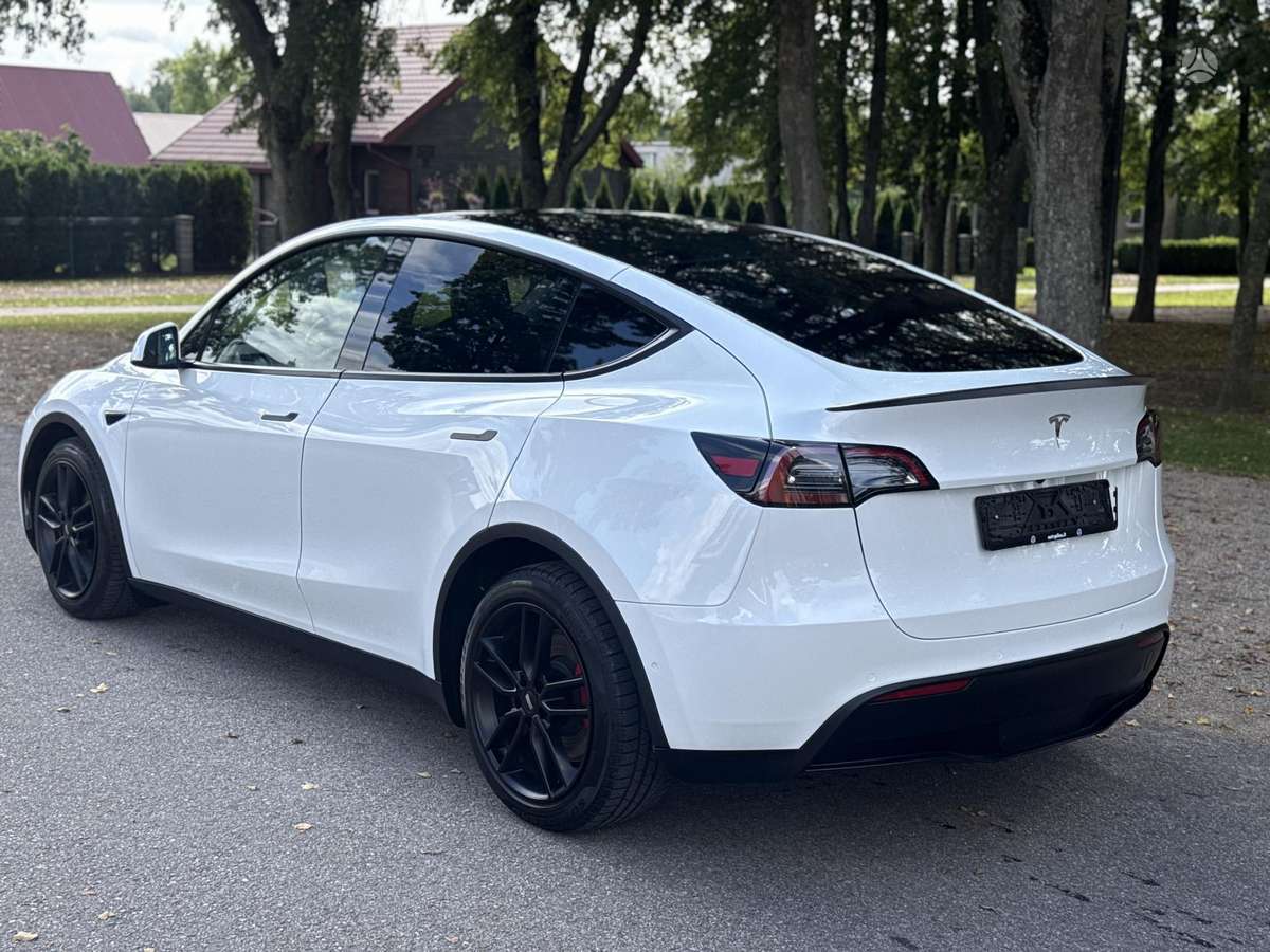 Tesla Model Y, 82 кВт·ч, Минивэн