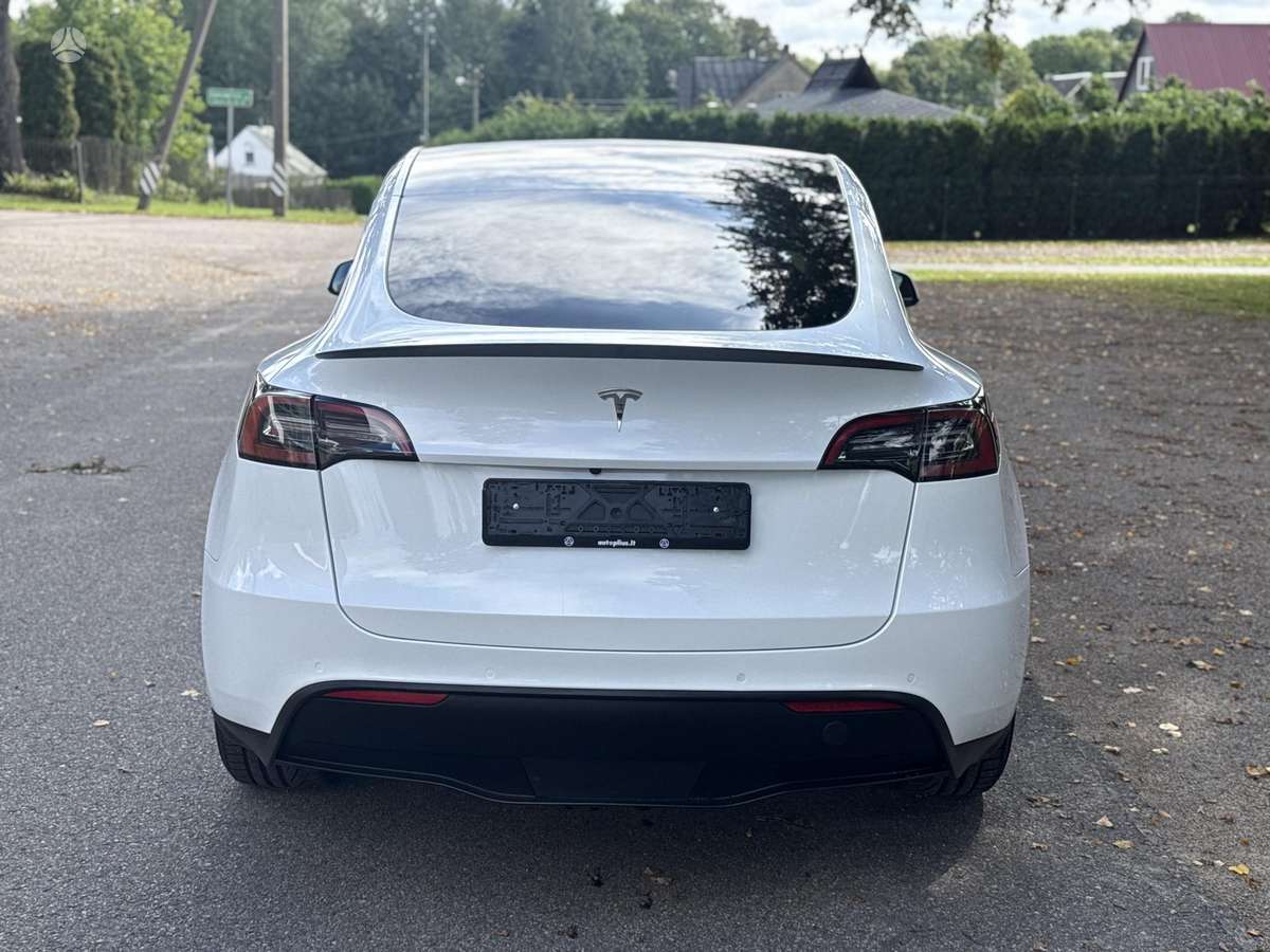 Tesla Model Y, 82 кВт·ч, Минивэн