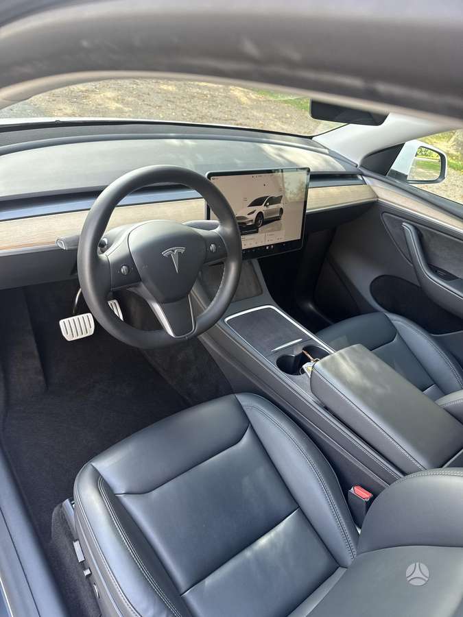 Tesla Model Y, 82 кВт·ч, Минивэн