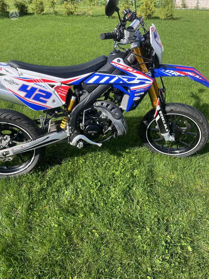 Rieju MRT 50 50cc, supermoto