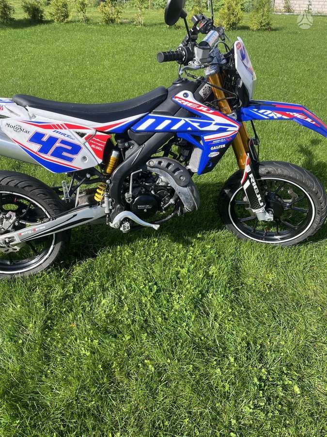 Rieju MRT 50 50cc, supermoto