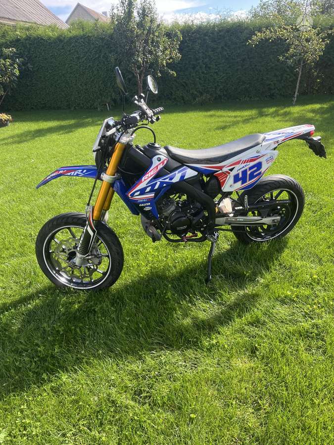 Rieju MRT 50 50cc, supermoto
