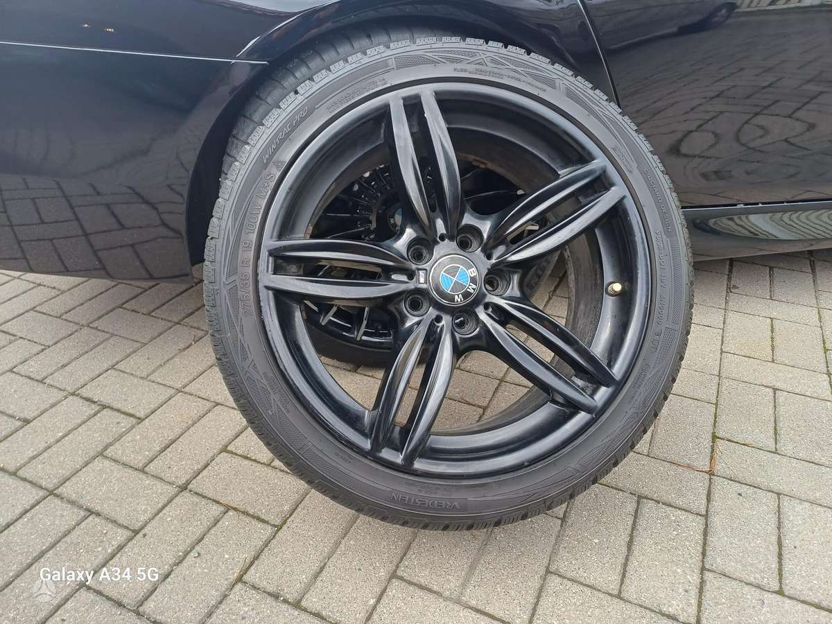 BMW 550, 4.4 l., Седан