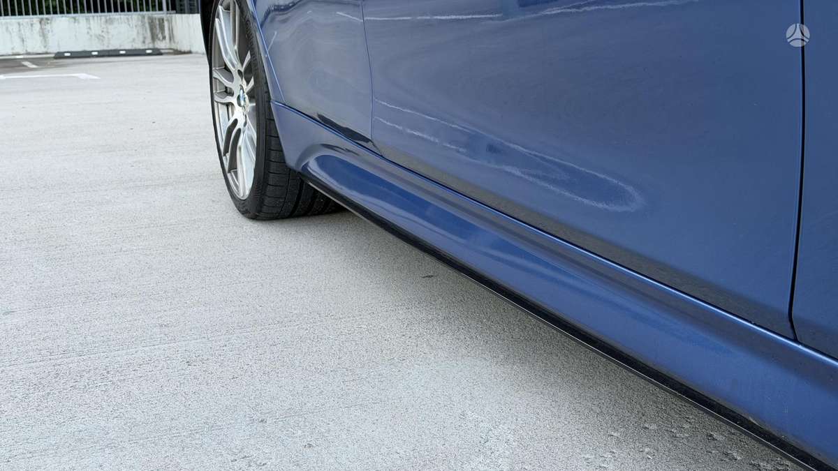 BMW 335, 3.0 l., Седан