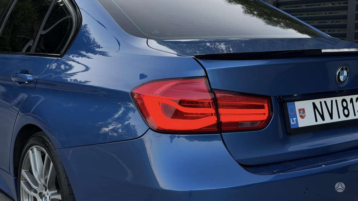 BMW 335, 3.0 l., Седан