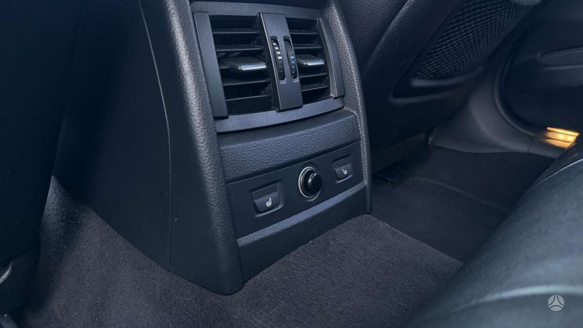 BMW 335, 3.0 l., Седан