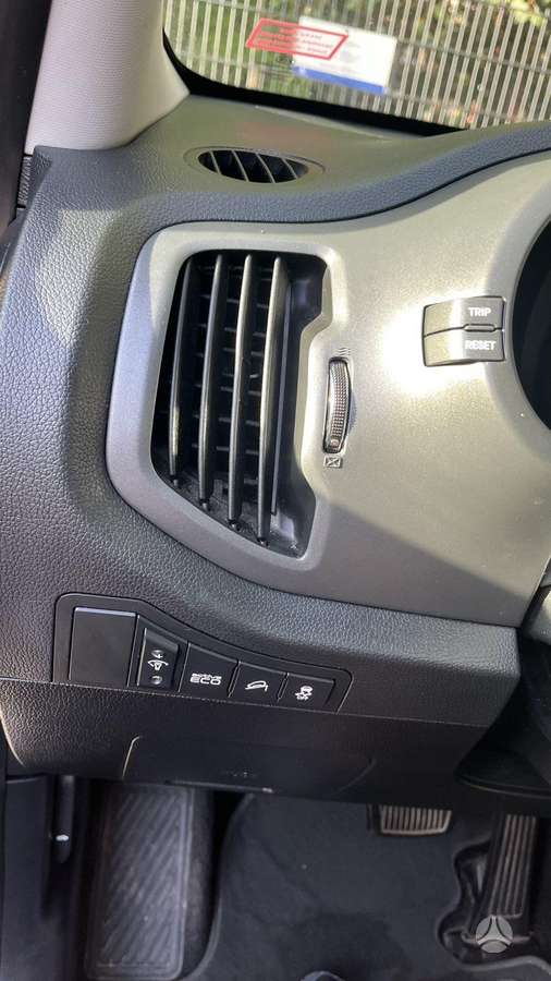 KIA Sportage - 11