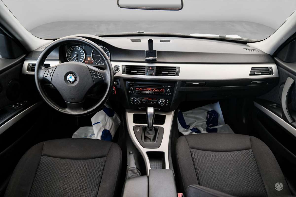 BMW 320, 2.0 l., Универсал