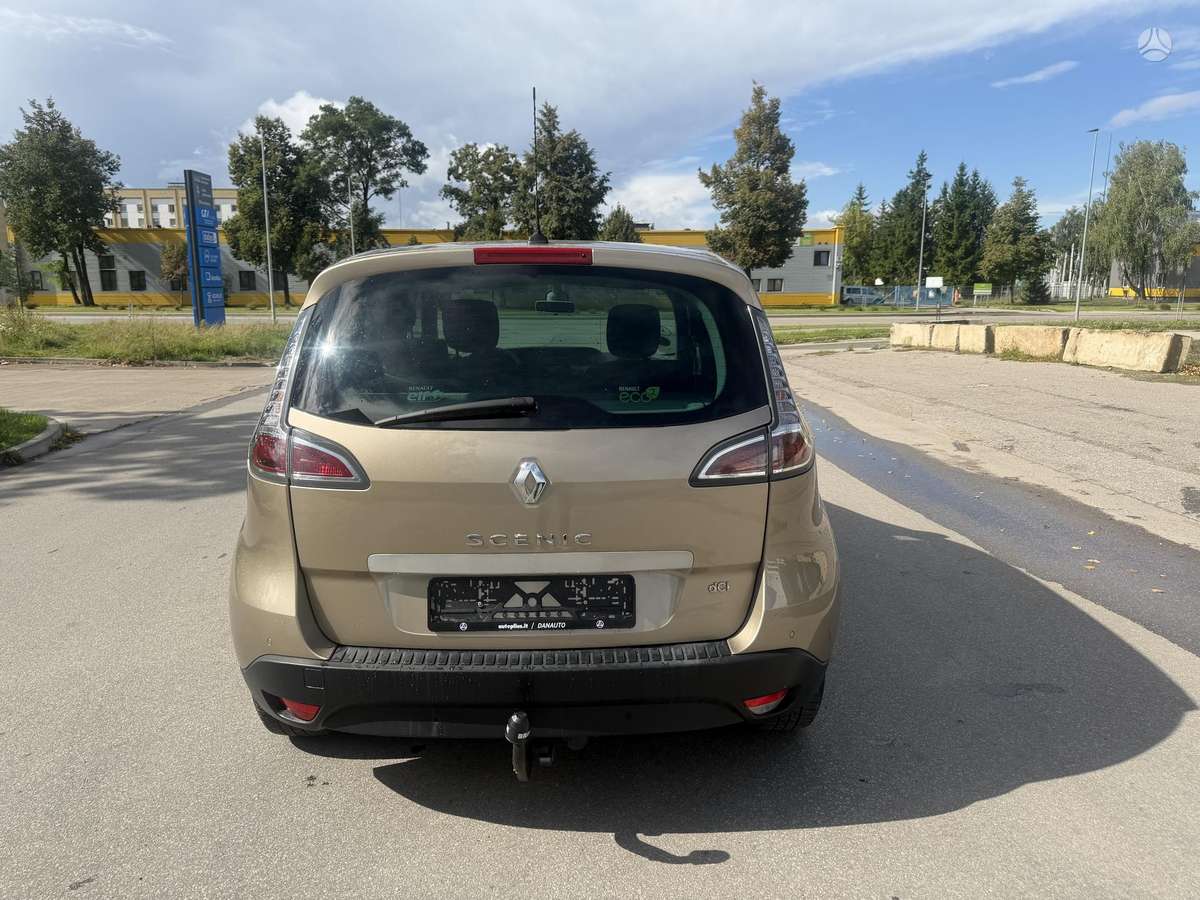 Renault Scenic - 11