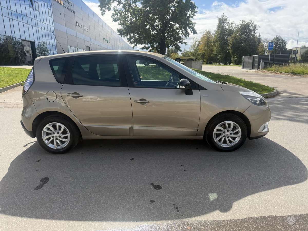 Renault Scenic - 12