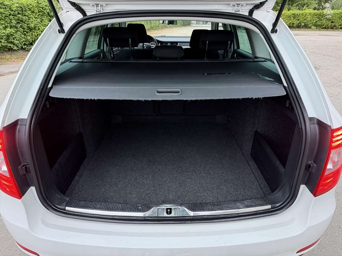 Skoda Superb, 2.0 l., wagon