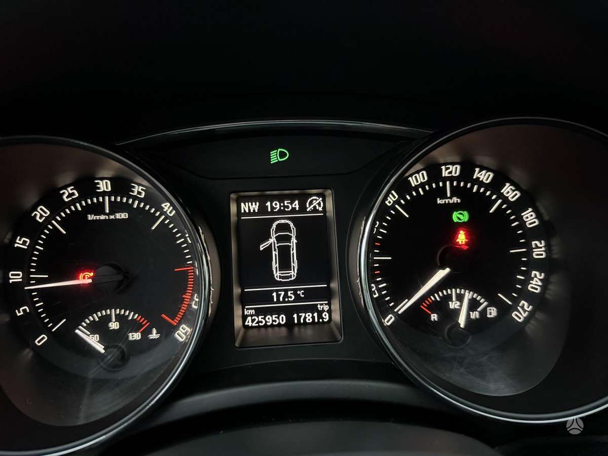 Skoda Superb, 2.0 l., Универсал