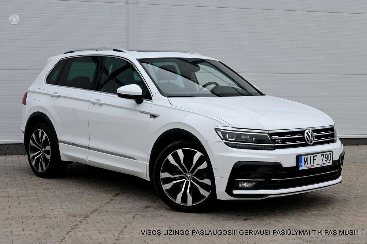 Volkswagen Tiguan - 1