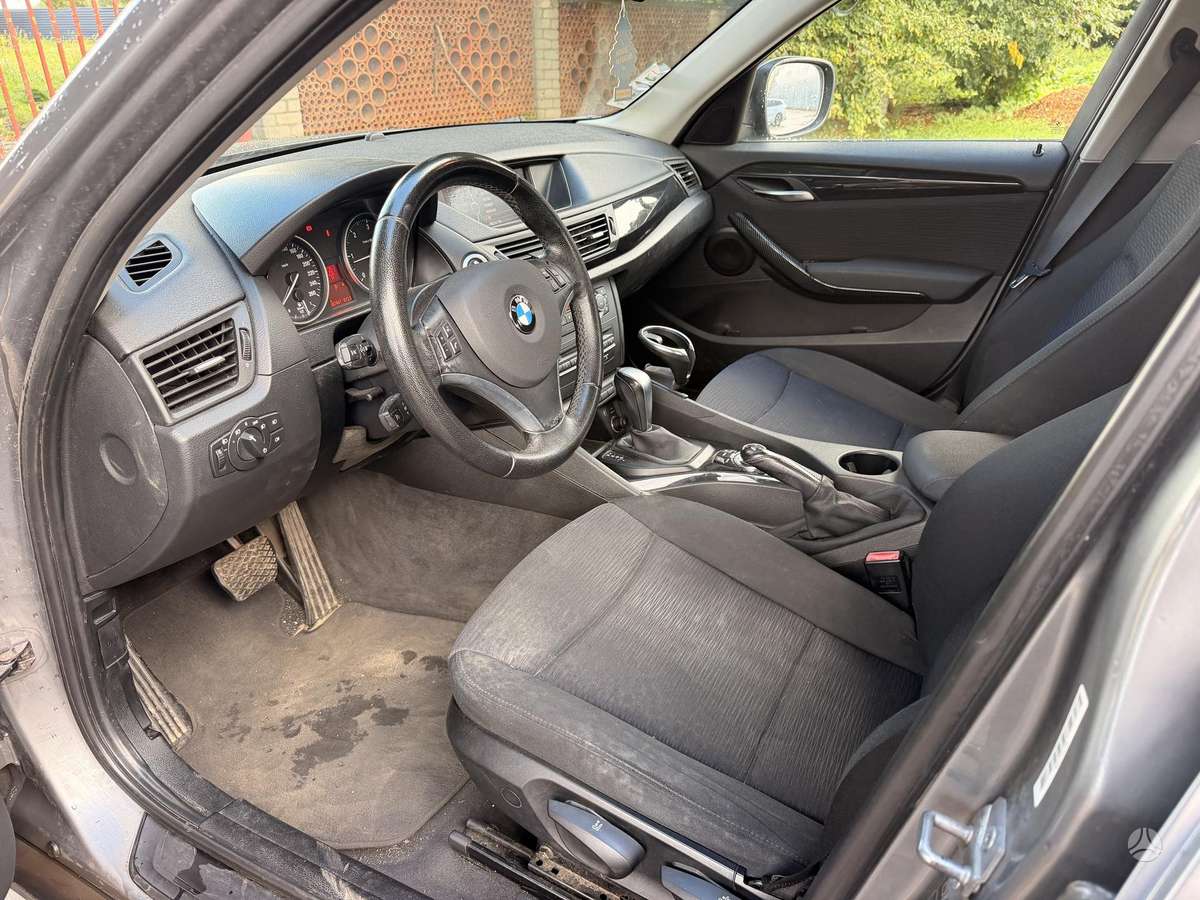 BMW X1, 2.0 l., Хэтчбек