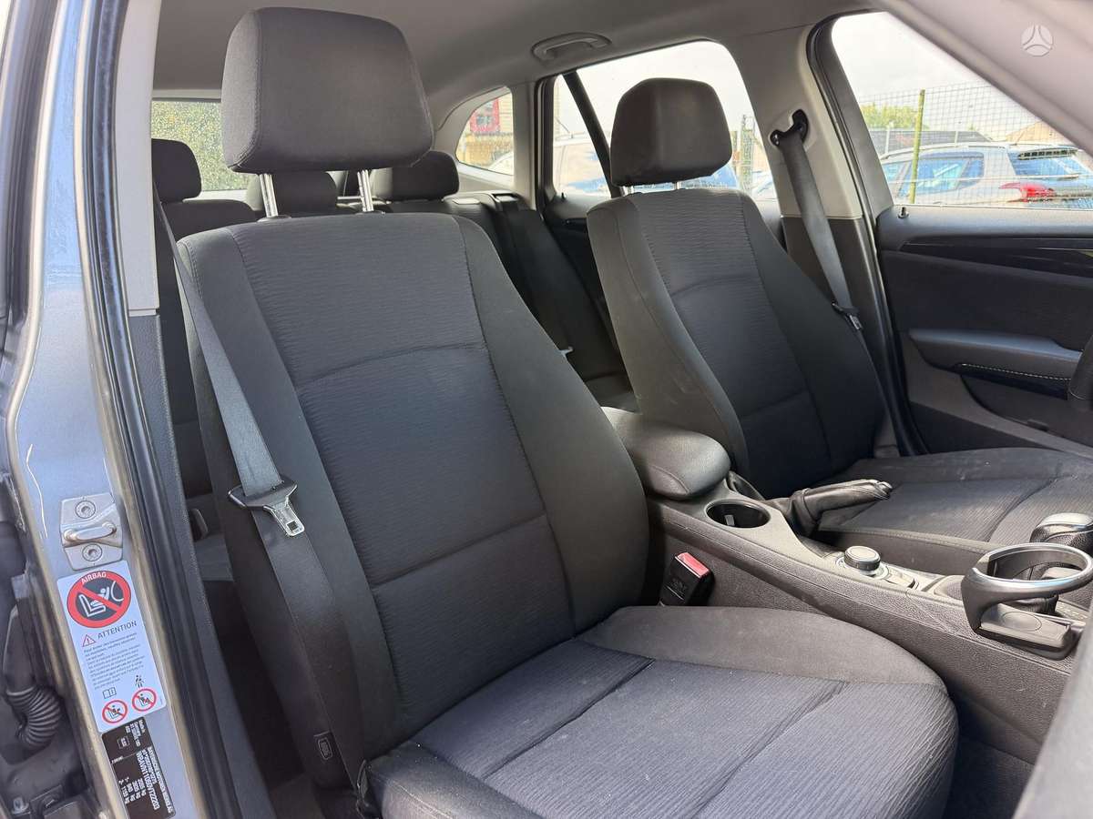 BMW X1, 2.0 l., hatchback